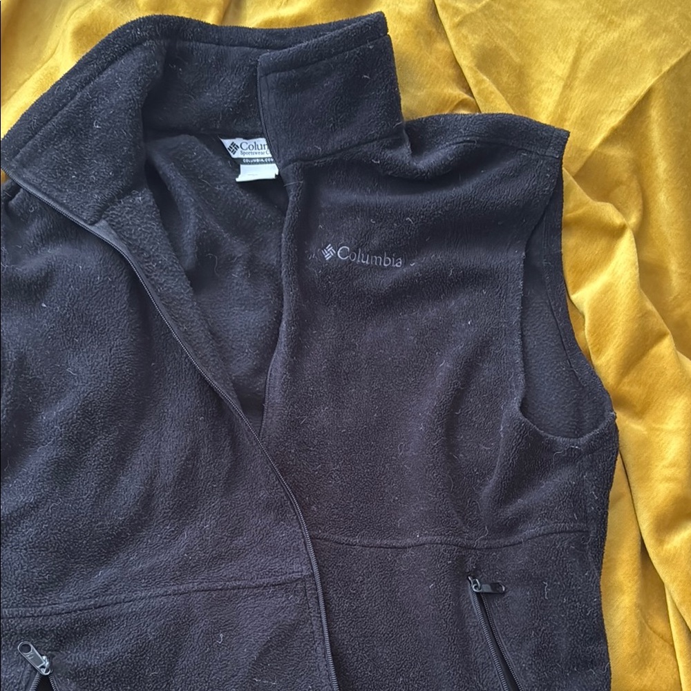 Columbia Midnight Black Fleece Vest